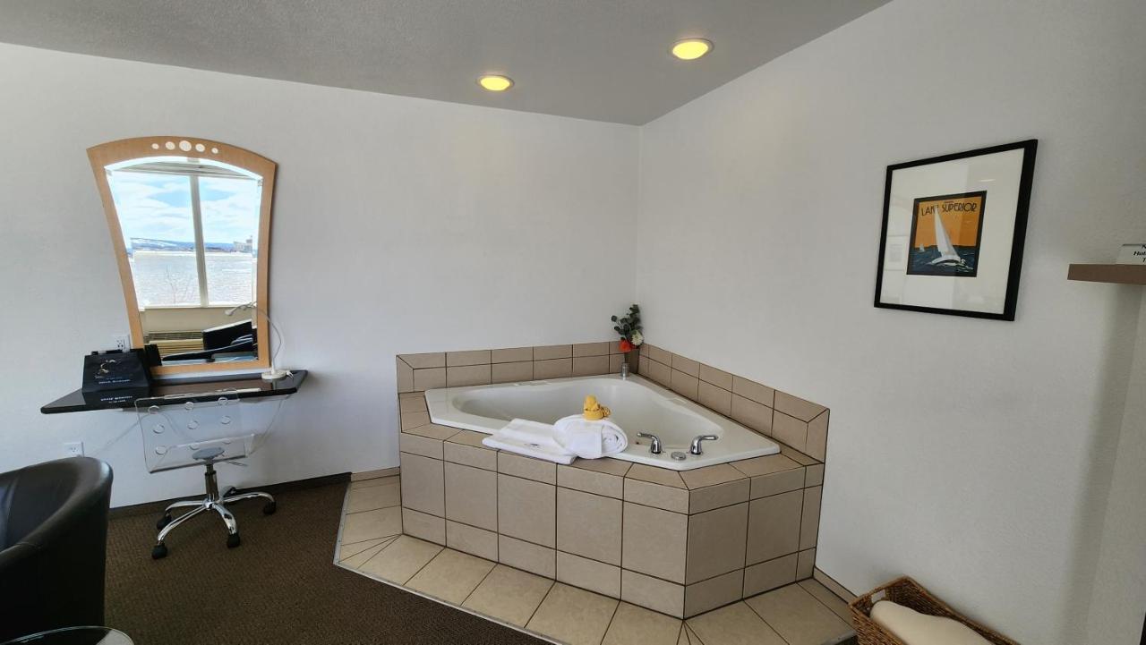 South Pier Inn Дулут Экстерьер фото
